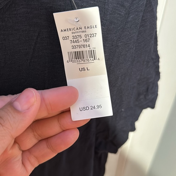 American Eagle women’s shirt - Picture 2 of 3